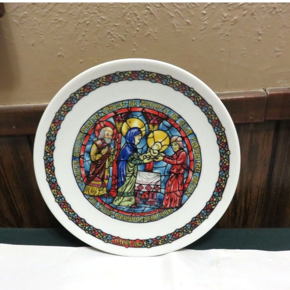 Christmas Plate Henri D’Arceau Limoges Noel Vitrail Joyeuse Nouvelle Premier Ed